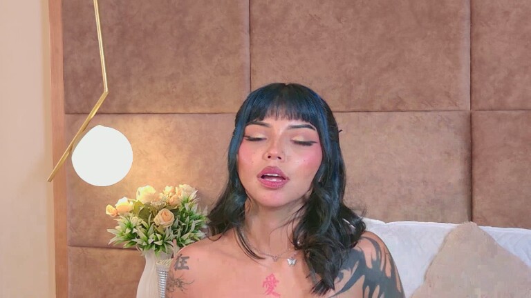 AlanaPierce's Streamate show and profile