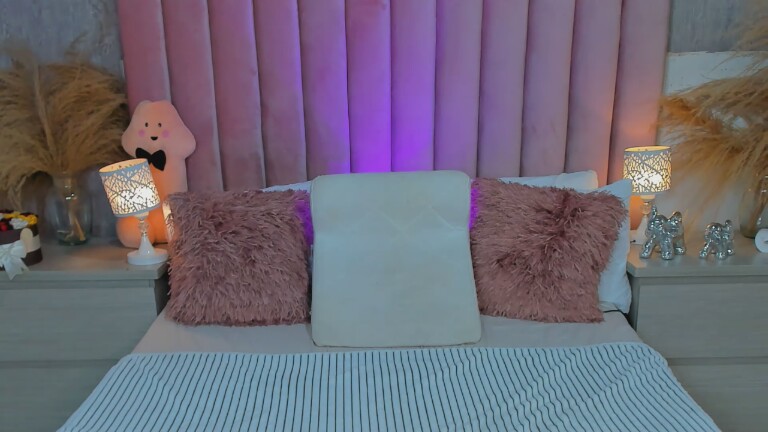 JulietaKennedy's Streamate show and profile