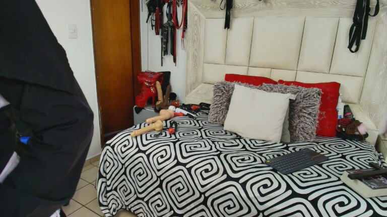 MoiraDevil's Streamate show and profile