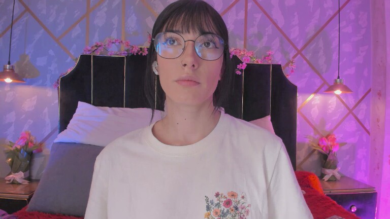 VioletaParr's Streamate show and profile