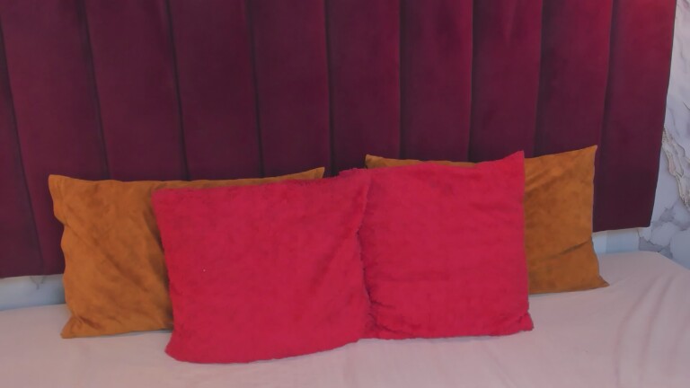 GABYHANK's Streamate show and profile