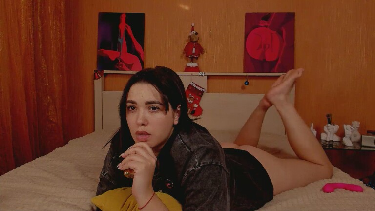 GlamNova's Streamate show and profile