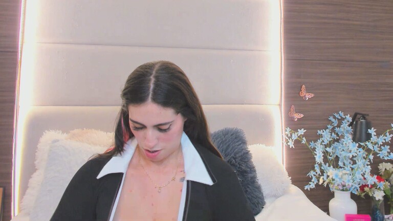 JazzeRusot's Streamate show and profile