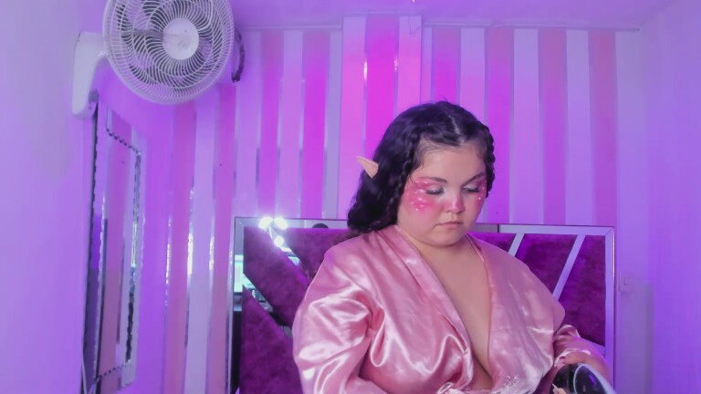 ShylySweet18's Streamate show and profile