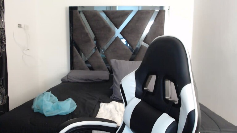 LilithVelluto69's Streamate show and profile