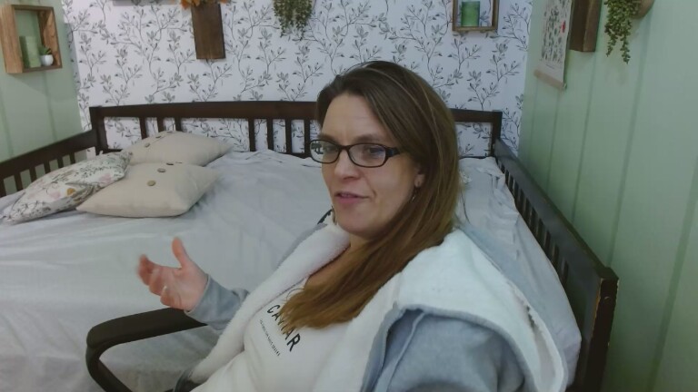 GeminiLoveXO's Streamate show and profile