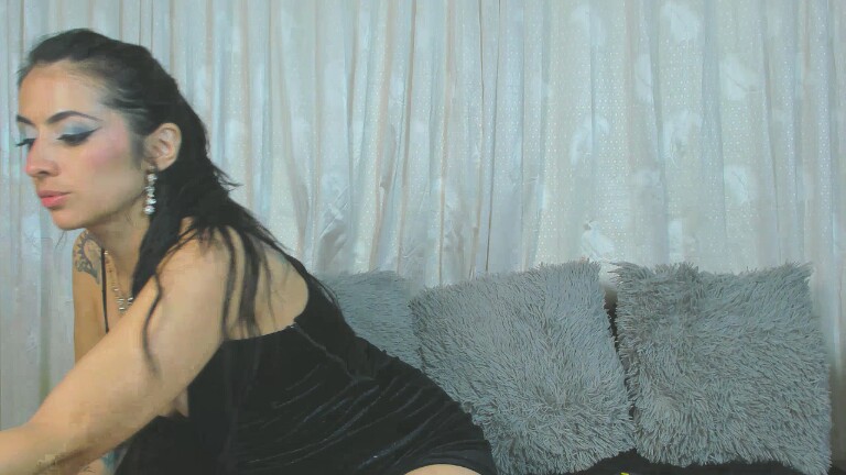 Liziemartin's Streamate show and profile