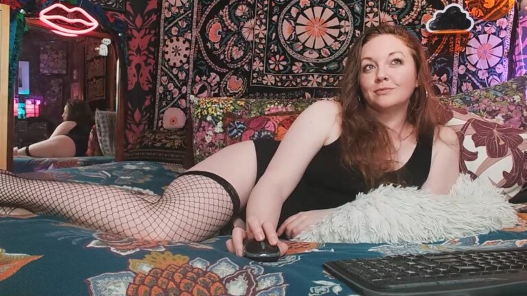 SilaSwitch's Streamate show and profile