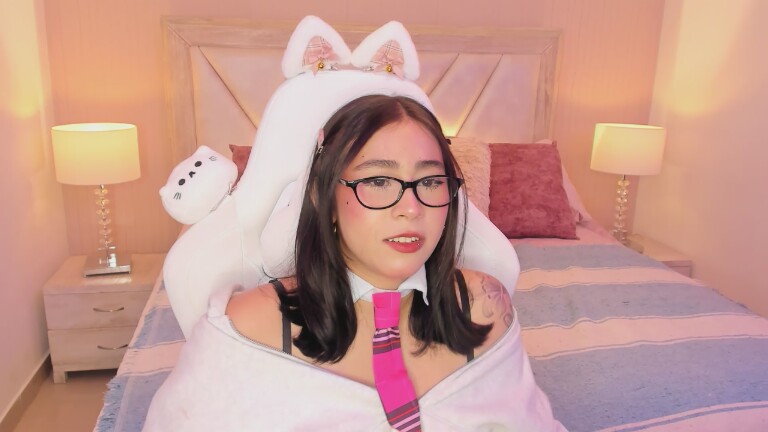 SophiaColinns's Streamate show and profile