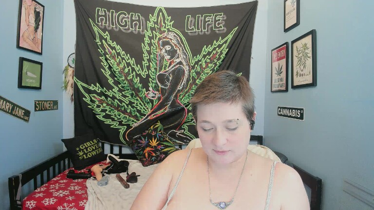 ChloeNightmare's Streamate show and profile