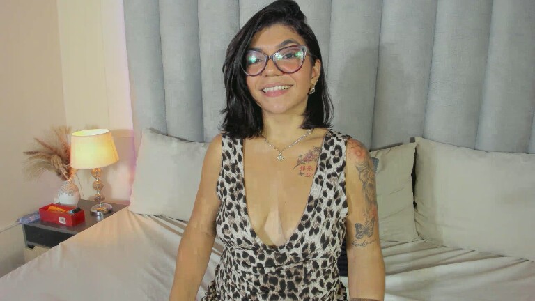 LunnaNoir's Streamate show and profile